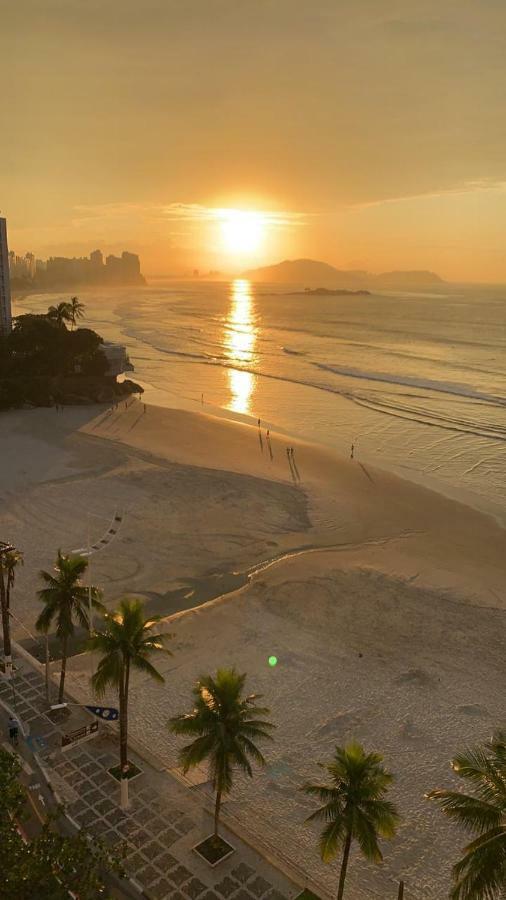 Apto Guarujá de frente para o mar - Praia Astúrias Exterior foto